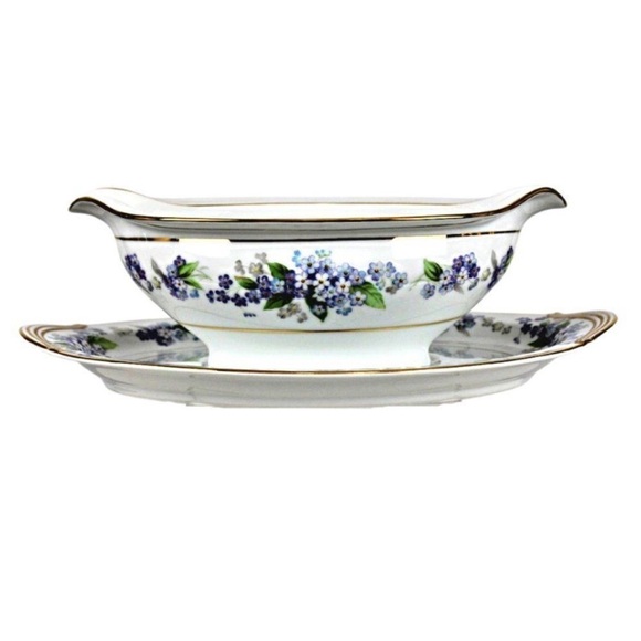 Noritake Gravy Boat VIOLETTE with Attached Underplate #3054 Purple Flowers - Picture 1 of 8